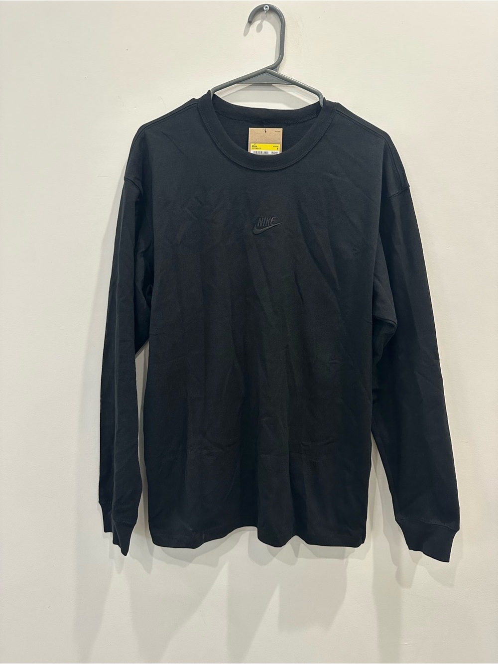 Nike Sportswear The Nike Tee Long Sleeve Black Men’s Small NWT